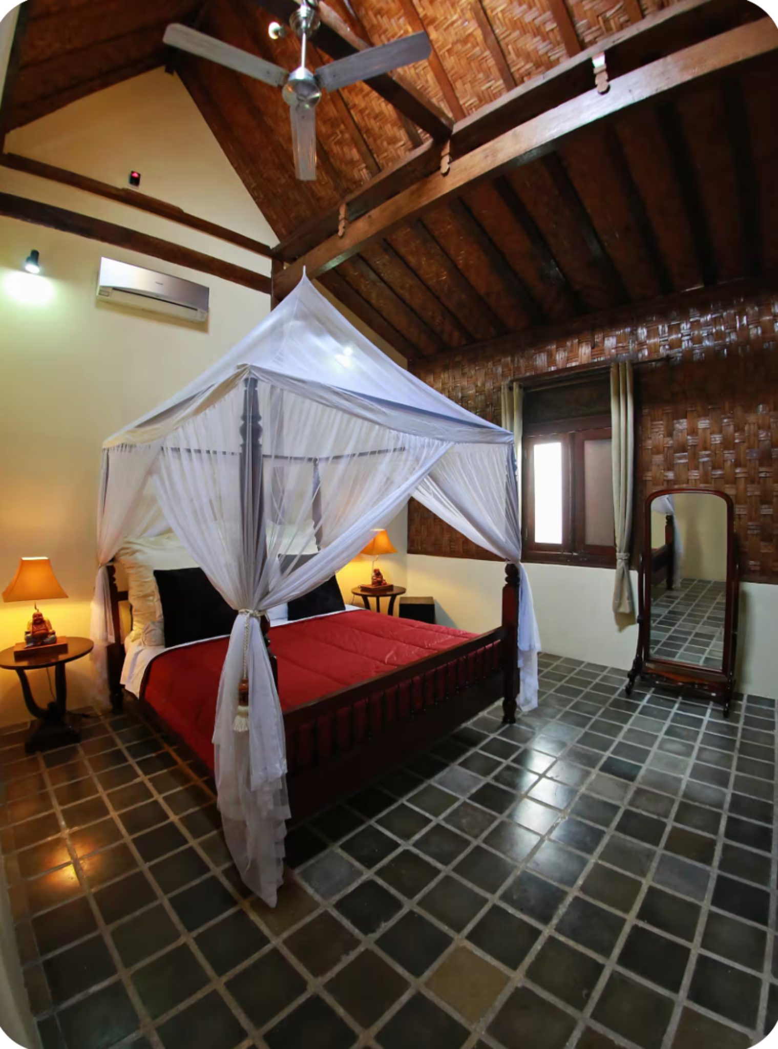 Bedroom of the Jacuzzi Villa