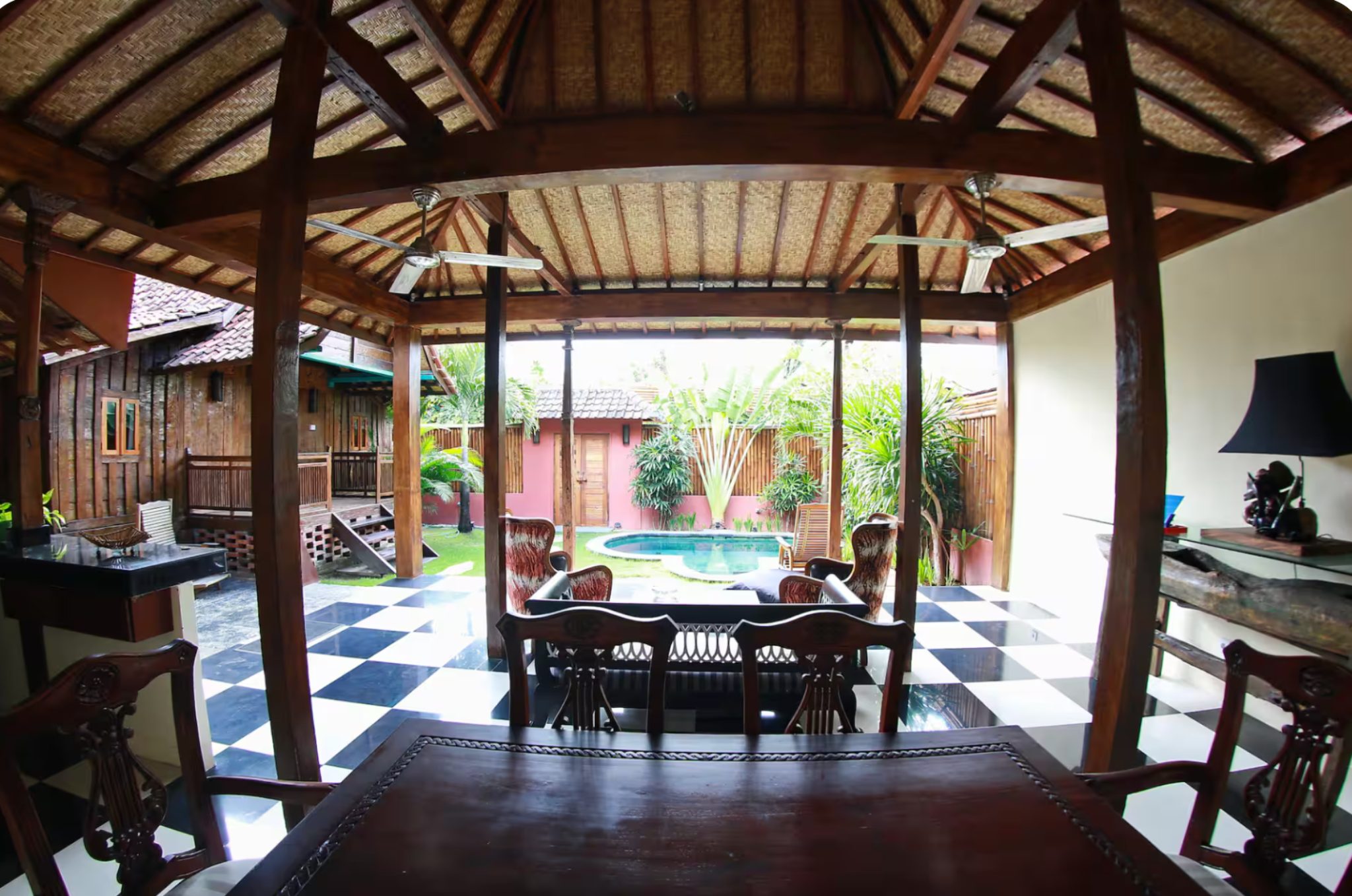 Open pavilion of the Tropical House
